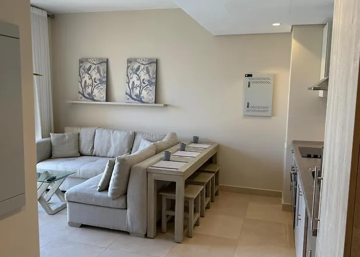 Daire El Gouna Mangroovy M8 1-bedroom Sleeps 4 Persons With Private Roof-terrace And Free Access